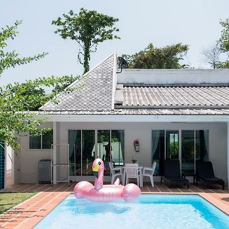 Baan Promphun Pool Villa By Bv Si Sunthon Екстер'єр фото